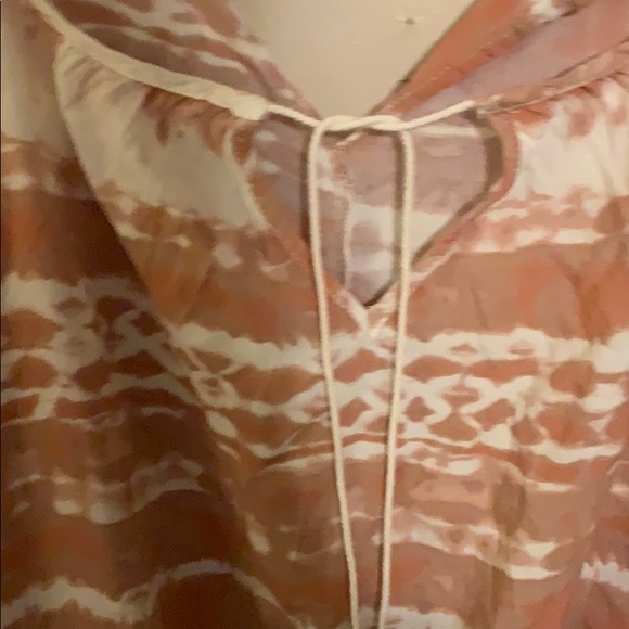 Romper - Picture 2 of 4